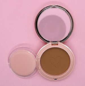 FLAWLESS STAY POWDER FOUNDATION