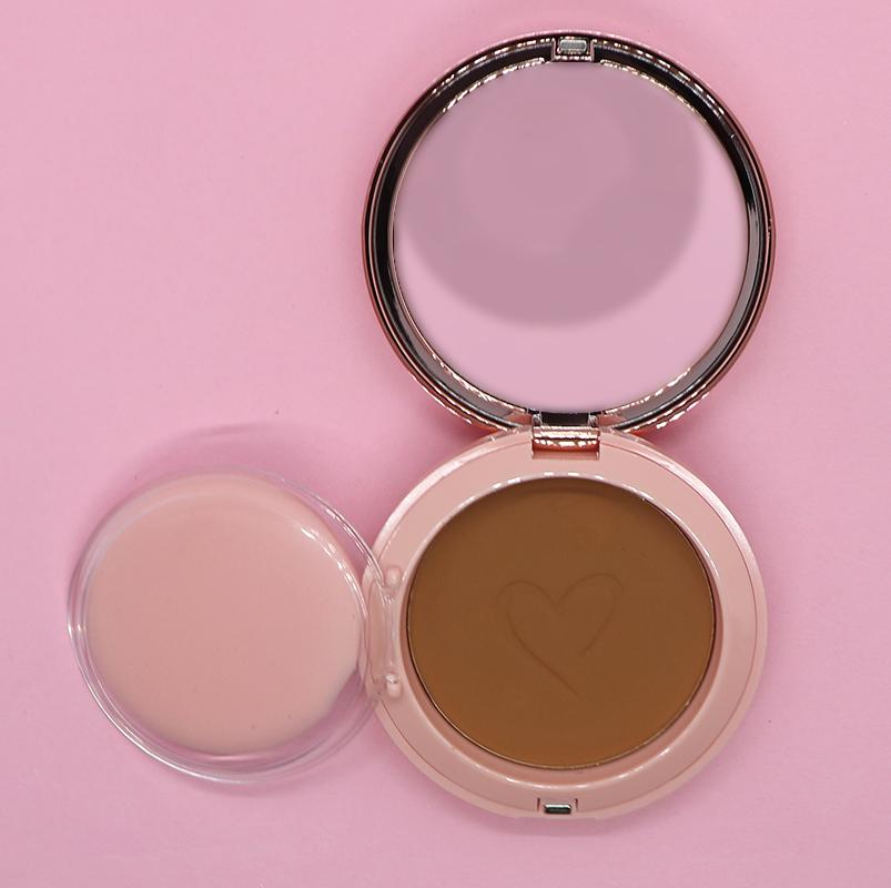 FLAWLESS STAY POWDER FOUNDATION